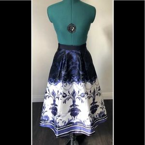 Ted Baker Floral Full Mid Calf Midi Skirt Sz 0 XXS